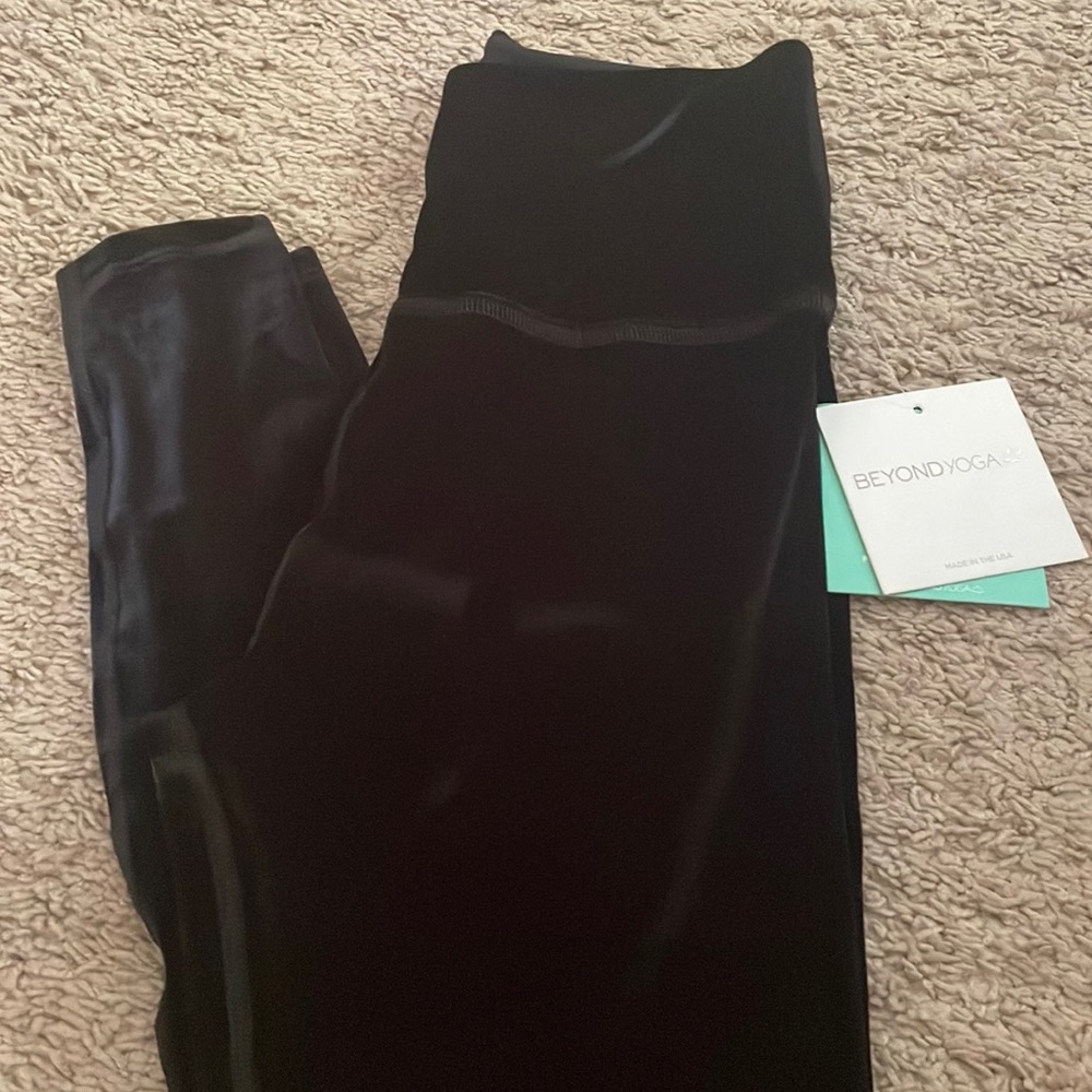Beyond Yoga leggings